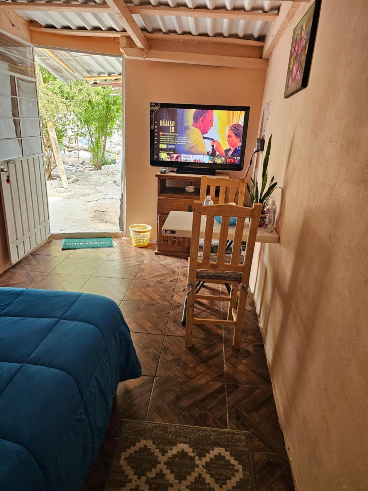 Hostal Casa Amarilla Tecámac Santa Cruz Tecamac Exterior foto